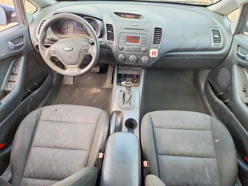 Photo 8 from auction – 2016 KIA FORTE LX with VIN KNAFK4A60G5570024