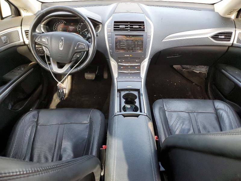 Photo 8 from auction – 2016 LINCOLN MKZ with VIN 3LN6L2J9XGR626753