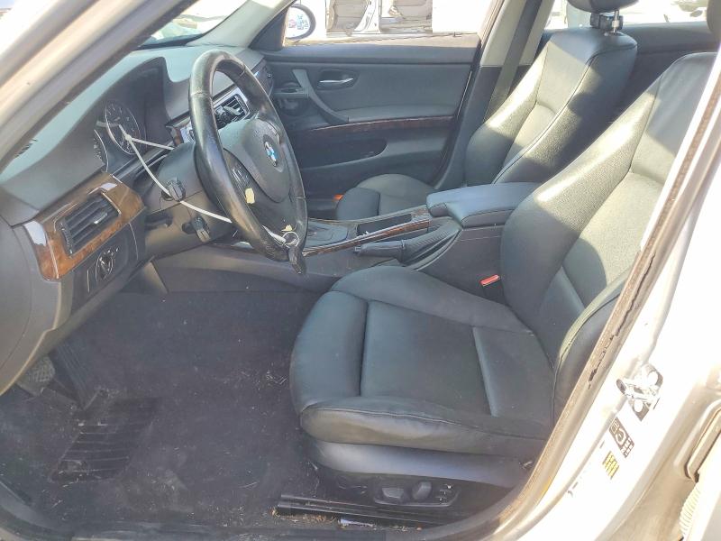 Photo 7 from auction – 2006 BMW 325 I with VIN WBAVB13596PT07239