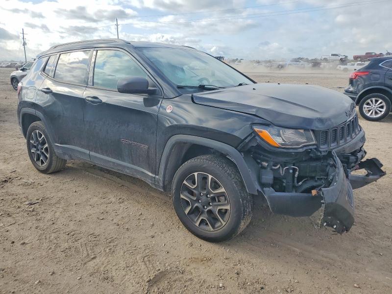 Photo 4 from auction – 2020 JEEP COMPASS with VIN 3C4NJDDB8LT170491