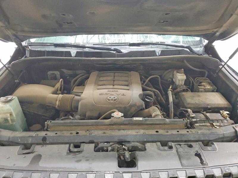 Photo 11 from auction – 2019 TOYOTA TUNDRA with VIN 5TFDW5F10KX809036