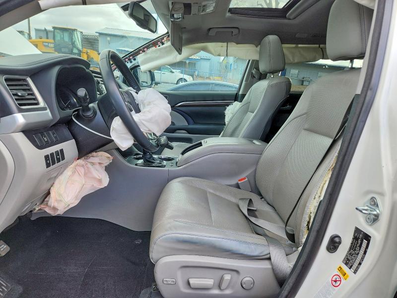 Photo 7 from auction – 2015 TOYOTA HIGHLANDER with VIN 5TDYKRFH6FS099394