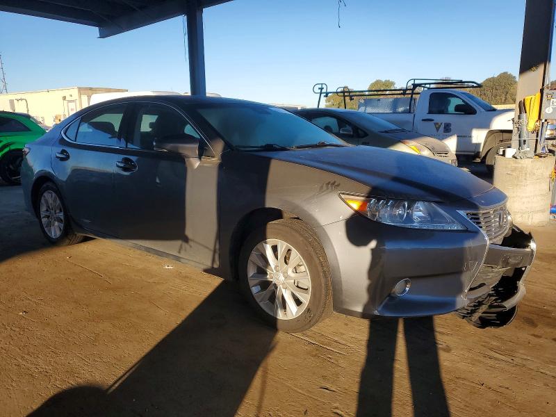 Photo 4 from auction – 2014 LEXUS ES with VIN JTHBW1GG8E2054883