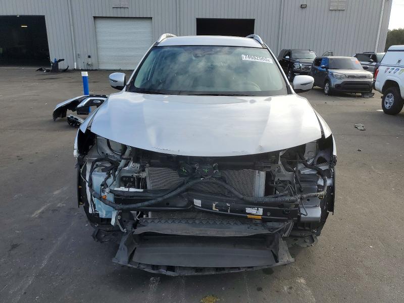 Photo 5 from auction – 2019 NISSAN ROGUE S with VIN KNMAT2MT0KP503419