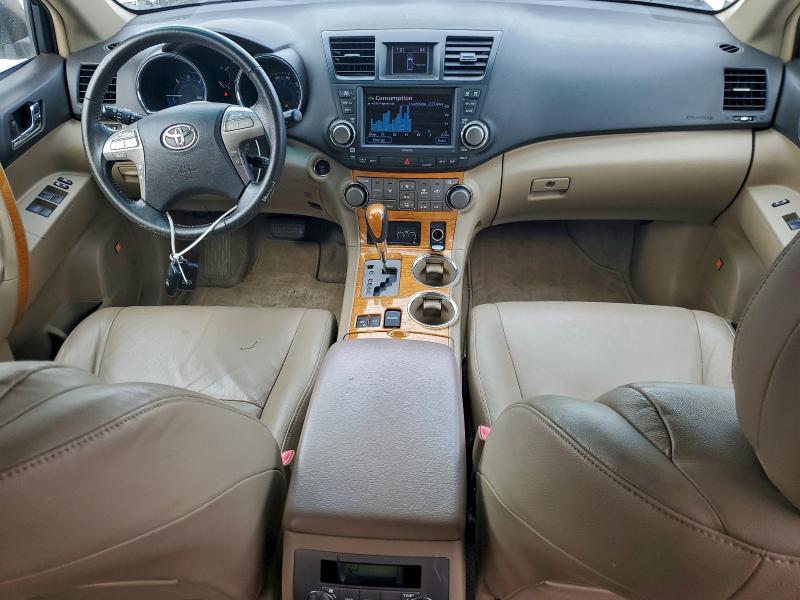 Photo 8 from auction – 2010 TOYOTA HIGHLANDER with VIN JTEJW3EH9A2044017