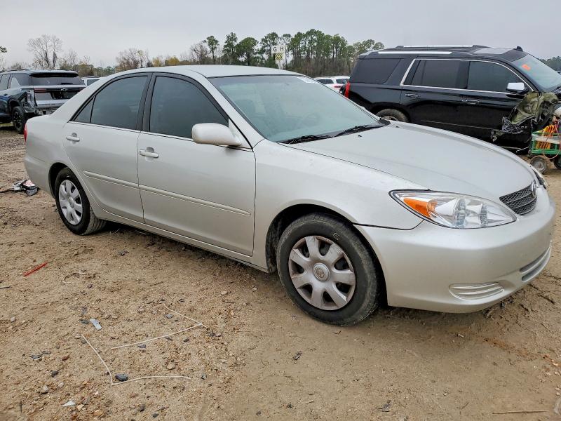 Photo 4 from auction – 2002 TOYOTA CAMRY with VIN 4T1BE32K82U551519