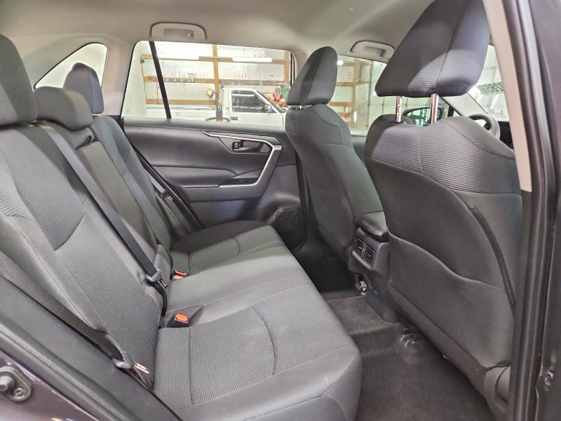 Photo 11 from auction – 2024 TOYOTA RAV4 LE with VIN 2T3G1RFV3RW452407