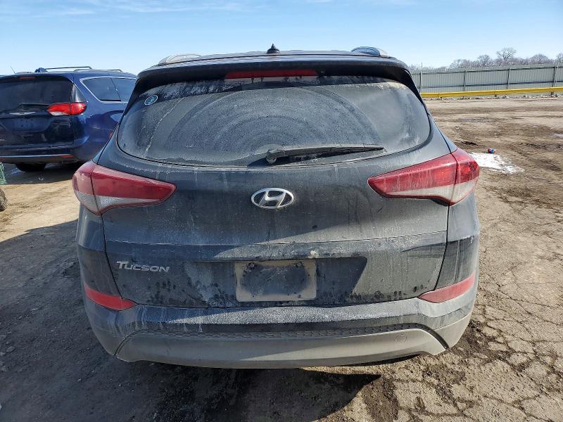 Photo 6 from auction – 2017 HYUNDAI TUCSON with VIN KM8J33A45HU596706