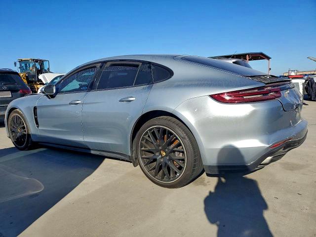 Photo 2 from auction – 2018 PORSCHE PANAMERA with VIN WP0AA2A73JL117662