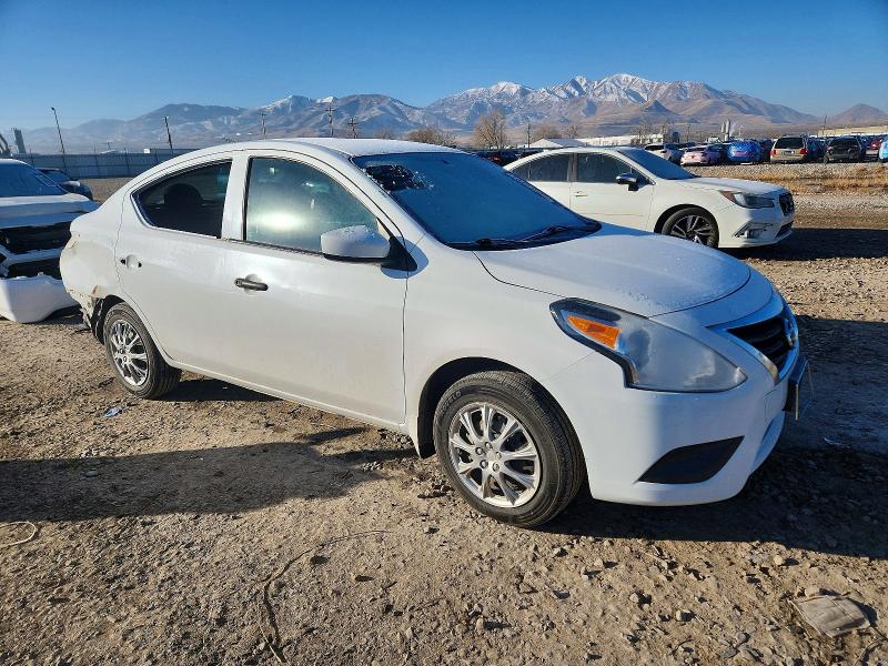 Photo 4 from auction – 2017 NISSAN VERSA with VIN 3N1CN7AP5HL830977
