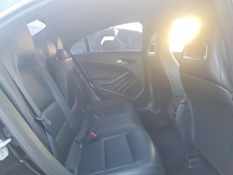 Photo 10 from auction – 2018 MERCEDES-BENZ CLA 250 with VIN WDDSJ4EB8JN600198