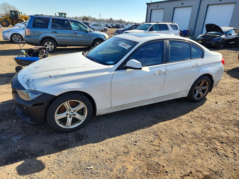BMW 328 XI 2014 with VIN WBA3B3C59EJ979208 - Photo from auction