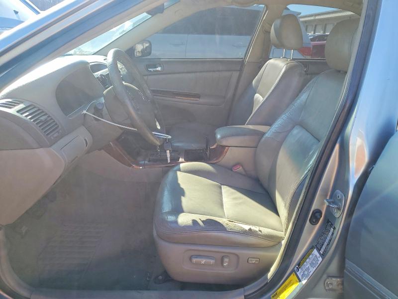 Photo 7 from auction – 2005 TOYOTA CAMRY LE with VIN 4T1BF30K15U616778