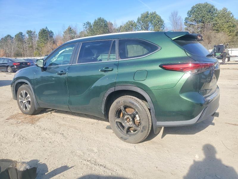 Photo 2 from auction – 2023 TOYOTA HIGHLANDER with VIN 5TDKDRBH2PS500236