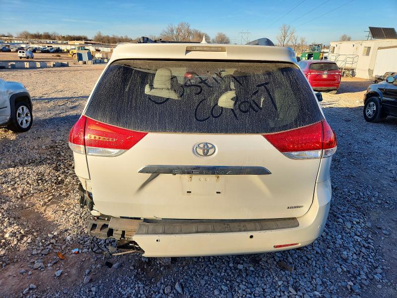 Photo 6 from auction – 2013 TOYOTA SIENNA with VIN 5TDYK3DC3DS344735