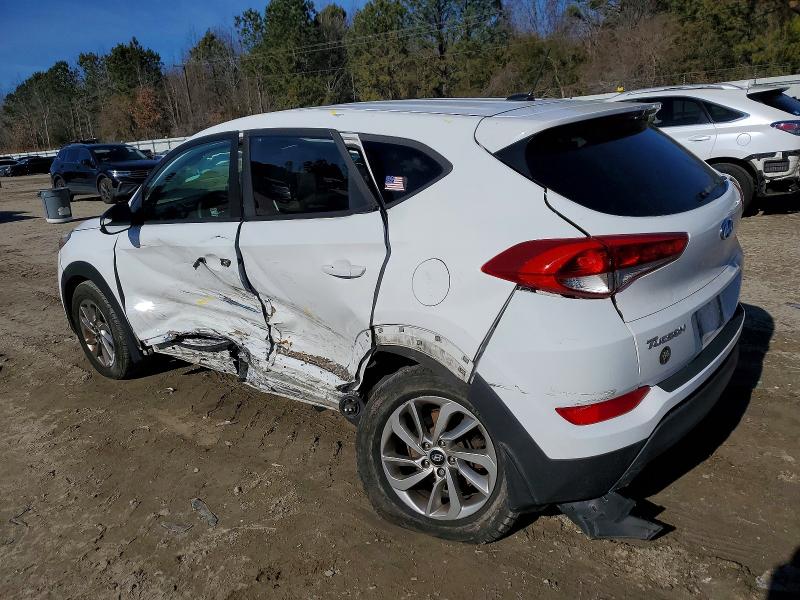 Photo 2 from auction – 2017 HYUNDAI TUCSON SE with VIN KM8J23A42HU502669