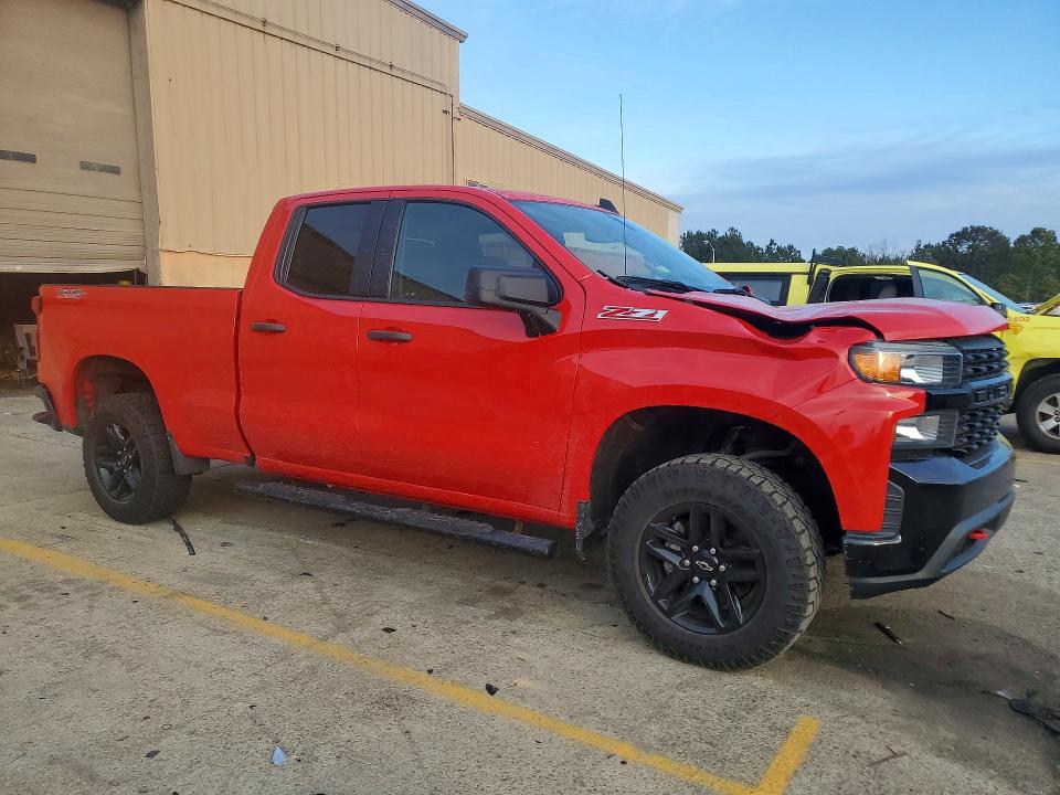 Photo 4 from auction – 2019 CHEVROLET SILVERADO with VIN 1GCRYCEF4KZ211005