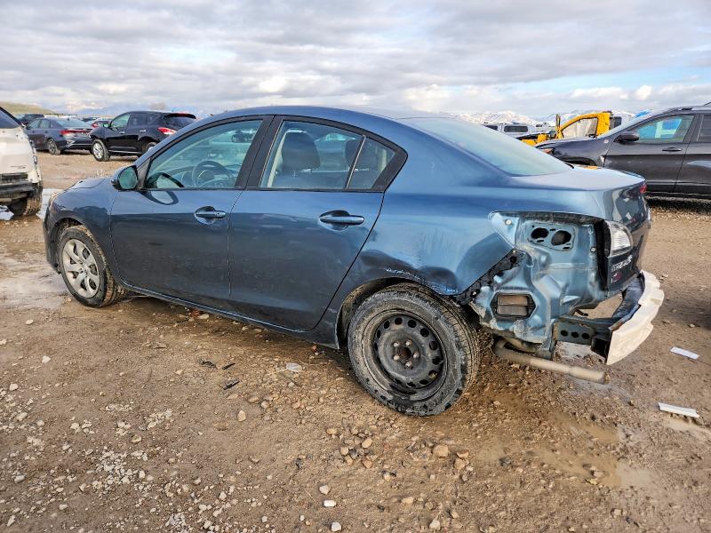 Photo 2 from auction – 2011 MAZDA 3 I with VIN JM1BL1UG0B1424997