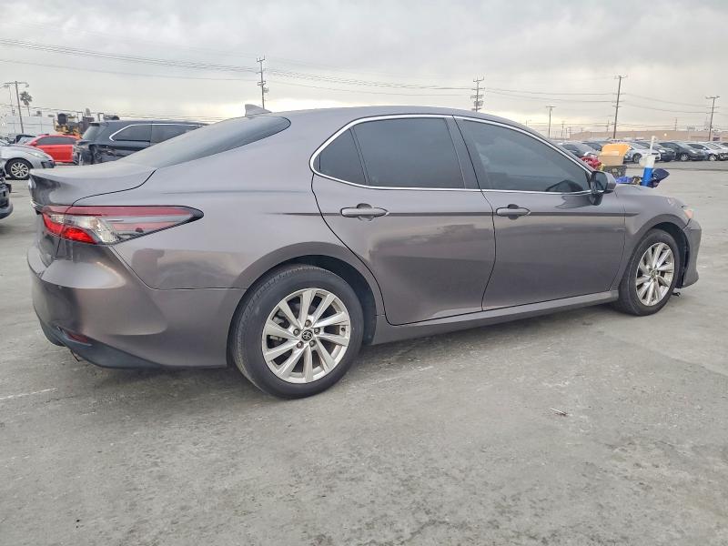 Photo 3 from auction – 2023 TOYOTA CAMRY with VIN 4T1C11AK7PU764376