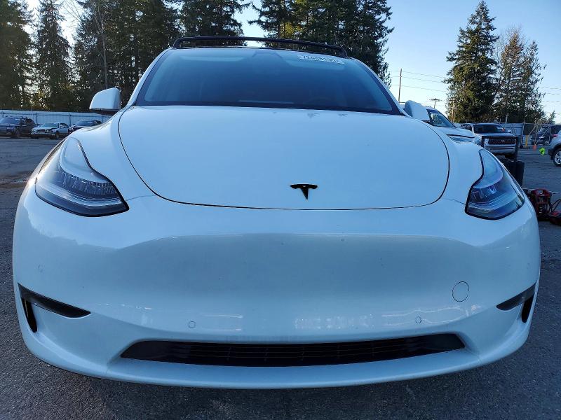 Photo 5 from auction – 2020 TESLA MODEL Y with VIN 5YJYGDEE3LF010148
