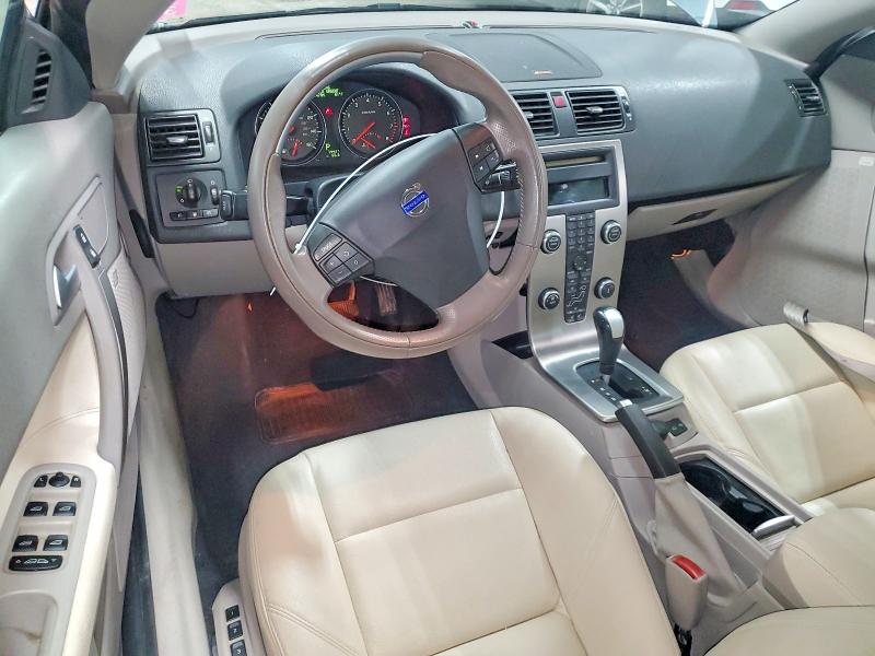 Photo 8 from auction – 2006 VOLVO C70 T5 with VIN YV1MC68246J006009