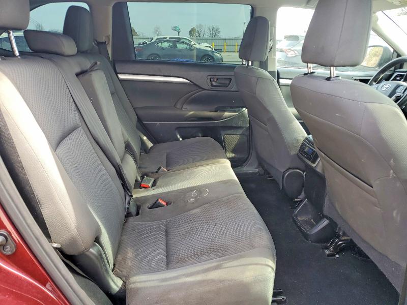 Photo 10 from auction – 2017 TOYOTA HIGHLANDER with VIN 5TDZARFH8HS024108