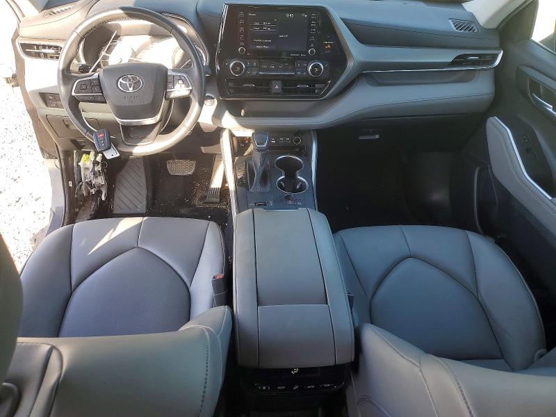 Photo 8 from auction – 2022 TOYOTA HIGHLANDER with VIN 5TDGZRAH0NS129230