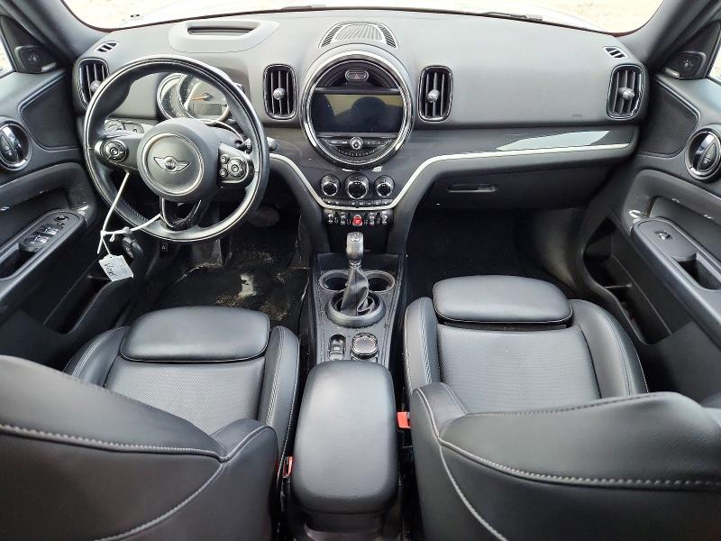 Photo 8 from auction – 2018 MINI COOPER S C with VIN WMZYT5C34J3E61847