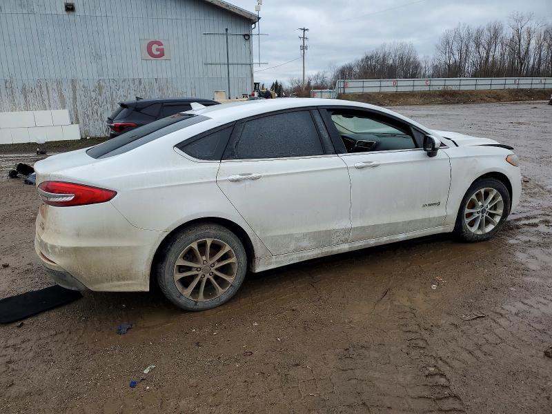 Photo 3 from auction – 2019 FORD FUSION with VIN 3FA6P0LU8KR168420