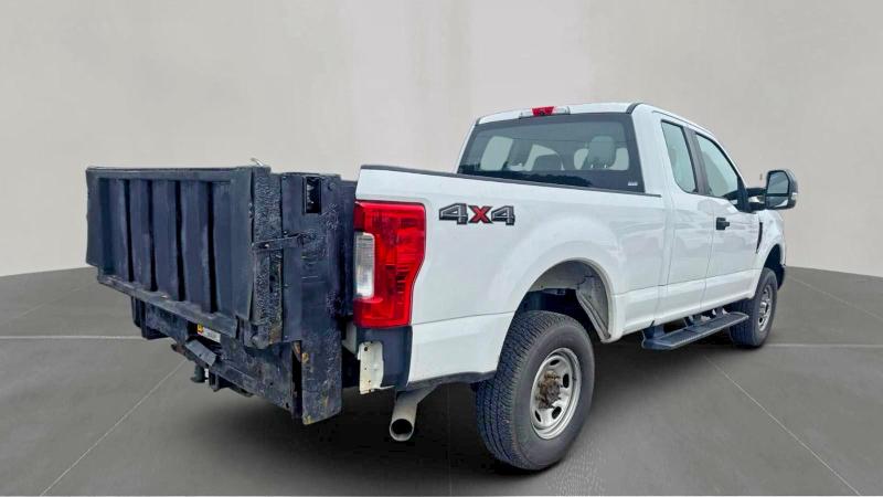 Photo 4 from auction – 2017 FORD F250 SUPER with VIN 1FT7X2B62HEC57974