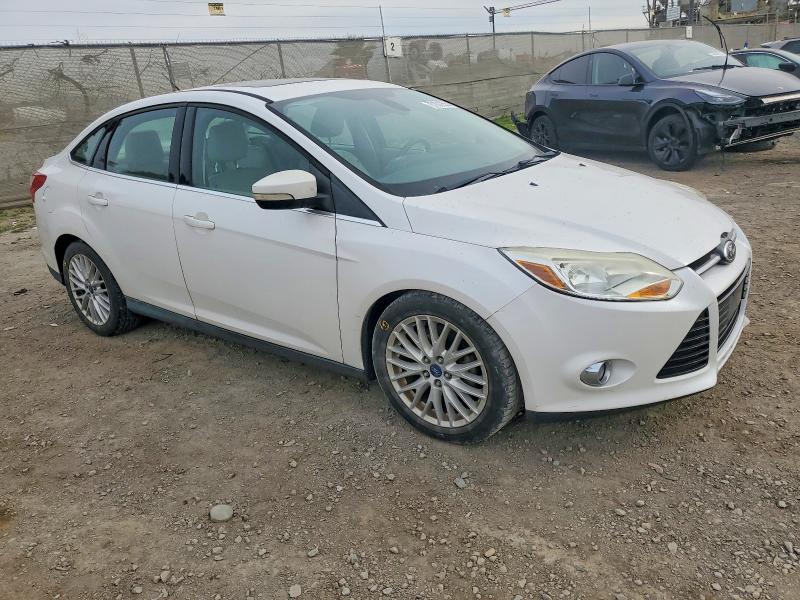 Photo 4 from auction – 2012 FORD FOCUS SEL with VIN 1FAHP3H24CL379065