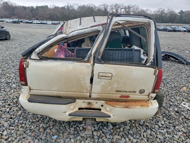 Photo 6 from auction – 2000 CADILLAC ESCALADE with VIN 1GYEK13R4YR137296