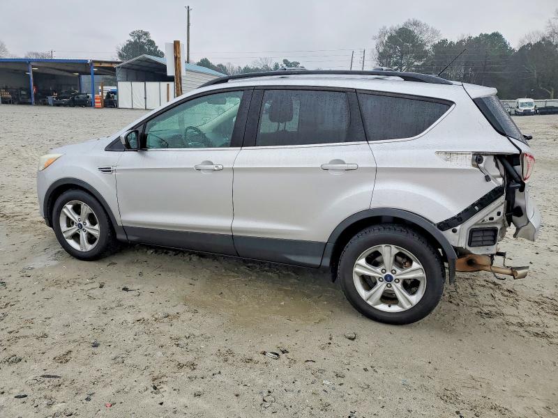 Photo 2 from auction – 2015 FORD ESCAPE SE with VIN 1FMCU0GX2FUB68398