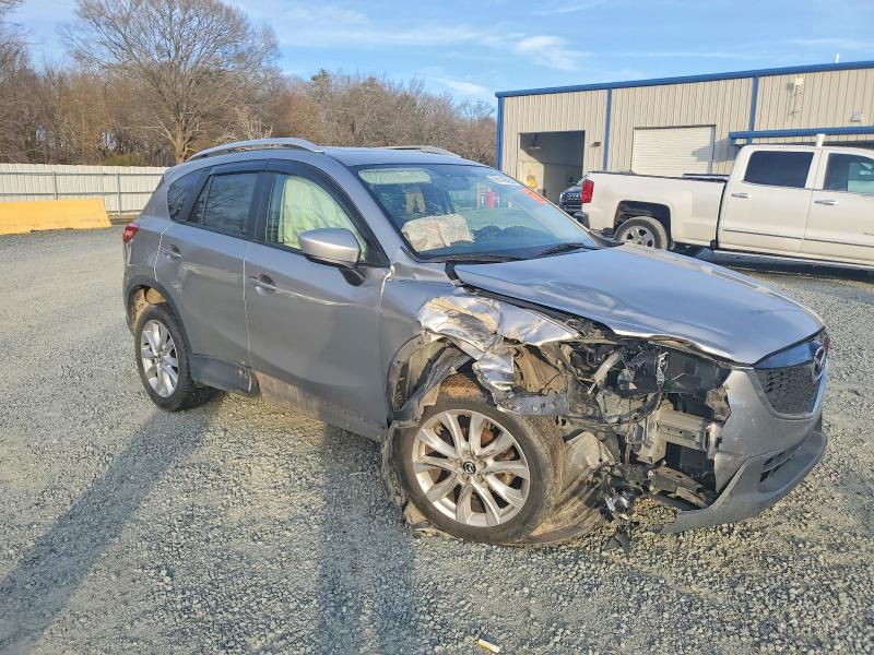 Photo 4 from auction – 2013 MAZDA CX-5 GT with VIN JM3KE2DE1D0140406