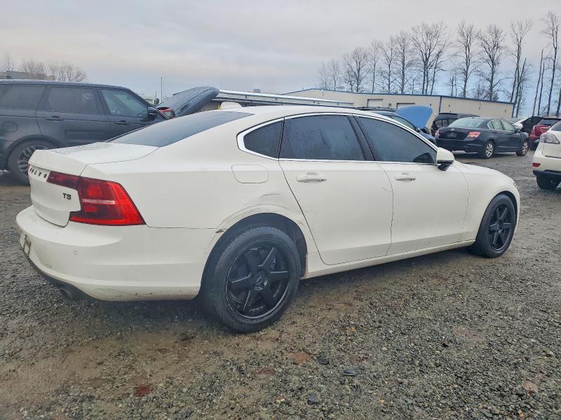 Photo 3 from auction – 2017 VOLVO S90 with VIN YV1102AK4H1011521