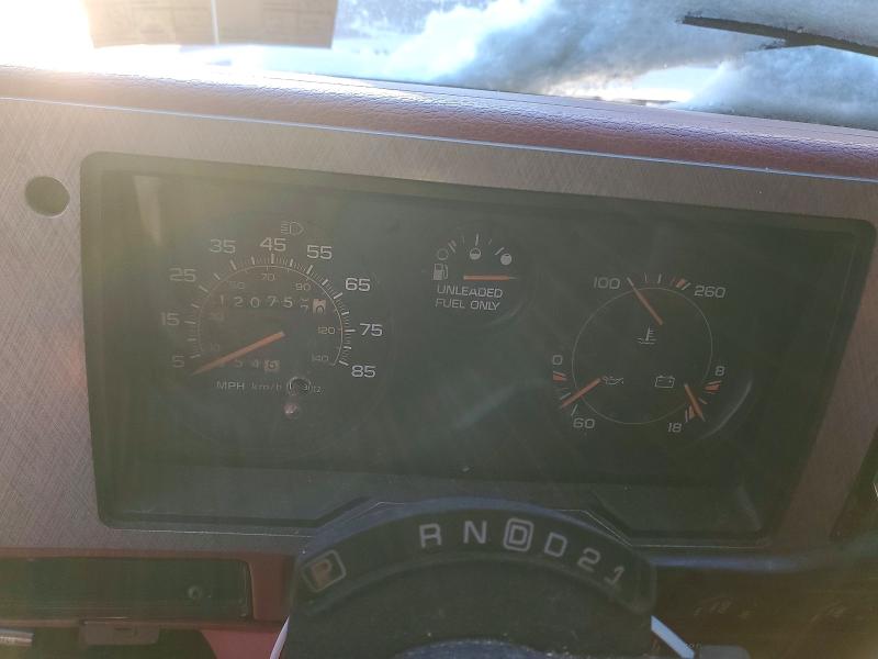Photo 9 from auction – 1992 GMC VANDURA G2 with VIN 2GTEG25K8N4500392