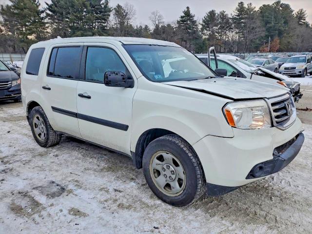 Photo 4 from auction – 2015 HONDA PILOT LX with VIN 5FNYF4H24FB014458