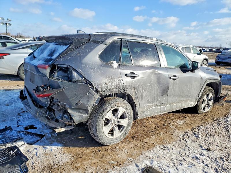 Photo 3 from auction – 2019 TOYOTA RAV4 with VIN 2T3W1RFV2KW014981