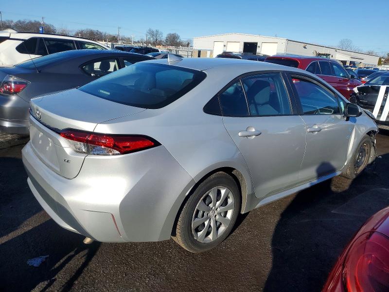Photo 3 from auction – 2021 TOYOTA COROLLA LE with VIN 5YFEPMAE3MP269446