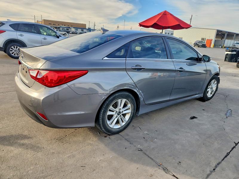 Photo 3 from auction – 2014 HYUNDAI SONATA with VIN 5NPEB4AC4EH856928