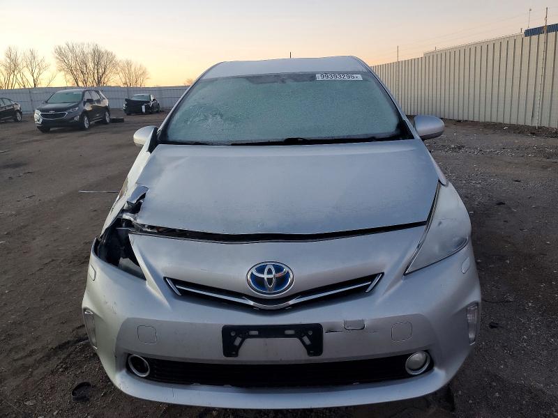 Photo 5 from auction – 2012 TOYOTA PRIUS V with VIN JTDZN3EU3C3135451