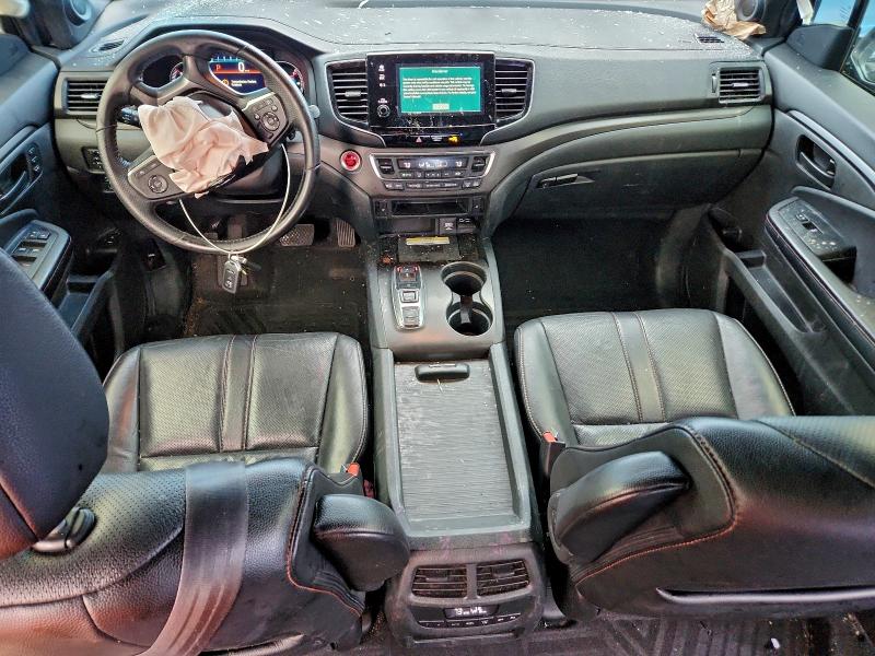 Photo 8 from auction – 2022 HONDA PILOT TRAI with VIN 5FNYF6H88NB083152