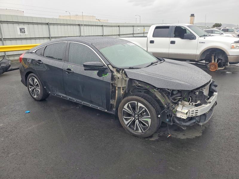 Photo 4 from auction – 2017 HONDA CIVIC EXL with VIN 19XFC1F72HE215054