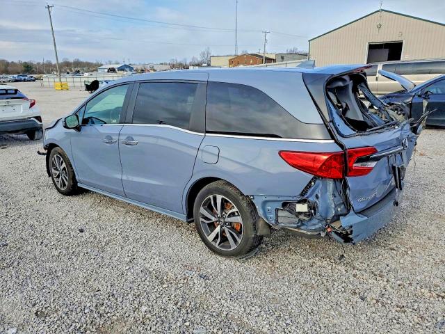 Photo 2 from auction – 2023 HONDA ODYSSEY TO with VIN 5FNRL6H81PB051840