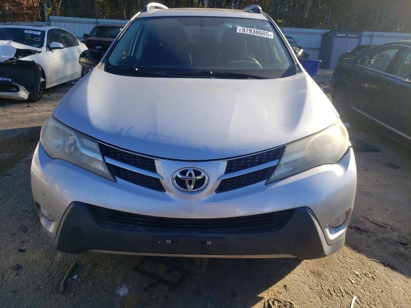 Photo 5 from auction – 2014 TOYOTA RAV4 XLE with VIN JTMWFREV2ED025984