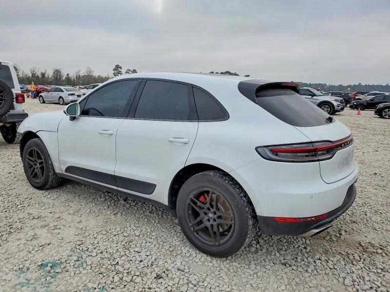 Photo 2 from auction – 2019 PORSCHE MACAN with VIN WP1AA2A57KLB08932