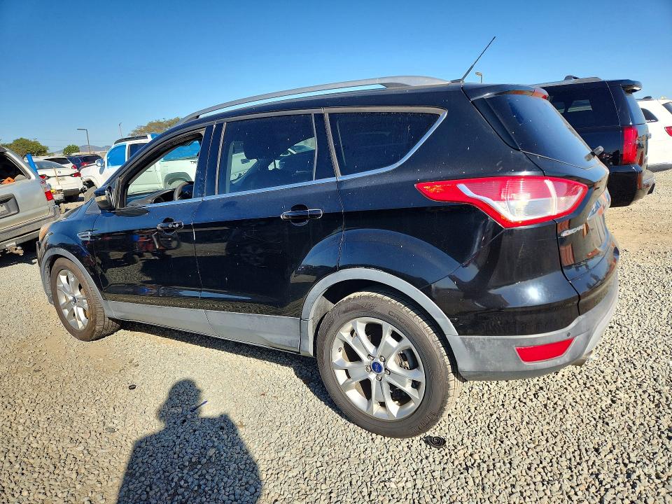 Photo 2 from auction – 2016 FORD ESCAPE TIT with VIN 1FMCU0J97GUC14092