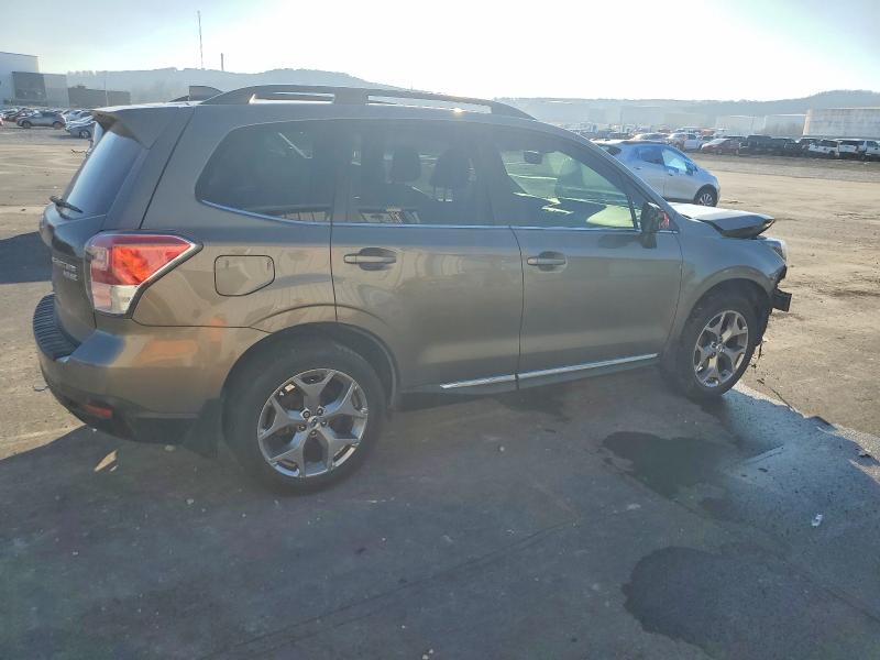 Photo 3 from auction – 2017 SUBARU FORESTER 2 with VIN JF2SJAWC7HH434556
