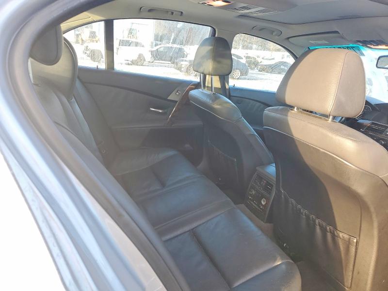 Photo 10 from auction – 2007 BMW 525 XI with VIN WBANF33537CS38802