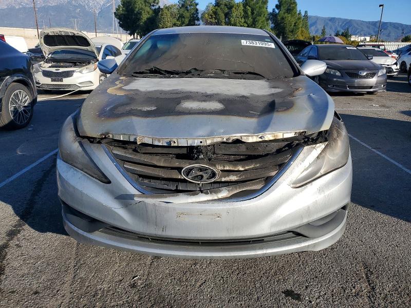 Photo 5 from auction – 2014 HYUNDAI SONATA GLS with VIN 5NPEB4AC8EH825262
